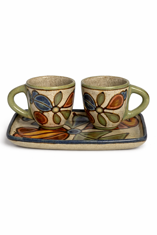 Manhã que abraça (Bandejinha P + 2 canecas)